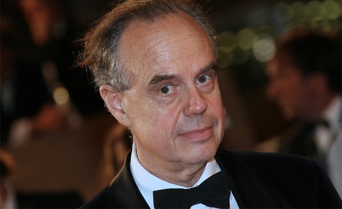 Frédéric Mitterrand: Une voix, de multiples passions Frédéric Mitterrand: Une voix, de multiples passions