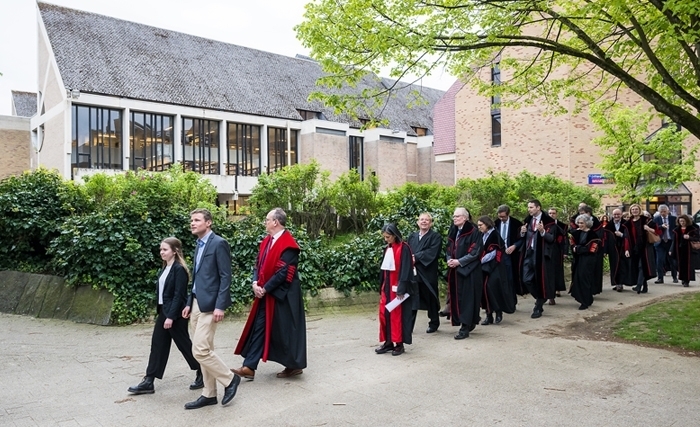 Doctorat Honoris Causa de l'Université Catholique de Louvain à la doyenne Neila Chaabane Doctorat Honoris Causa de l'Université Catholique de Louvain à la doyenne Neila Chaabane