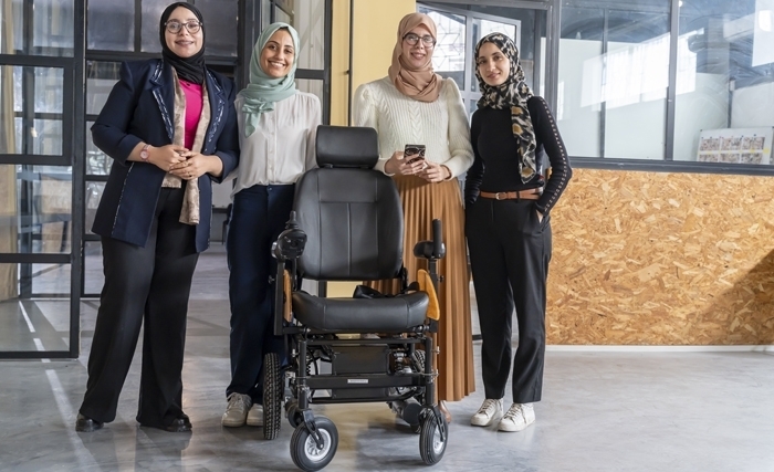 Des inventrices tunisiennes d’un pilotage par AI de fauteuil roulant, nominées pour le prix de Jeunes inventeurs 2024 Des inventrices tunisiennes d’un pilotage par AI de fauteuil roulant, nominées pour le prix de Jeunes inventeurs 2024