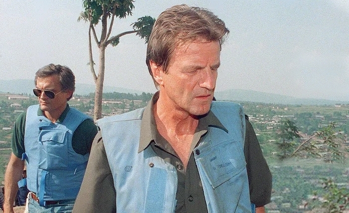 Bernard Kouchner au Rwandaen 1994: "Les Tunisiens m’ont sauvé la vie"! Bernard Kouchner au Rwandaen 1994: "Les Tunisiens m’ont sauvé la vie"!
