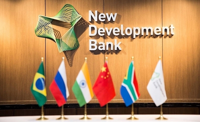 Elyes Ghariani- Rappel historique: L’affirmation progressive des BRICS sur la scène internationale (2001–2025) Elyes Ghariani- Rappel historique: L’affirmation progressive des BRICS sur la scène internationale (2001–2025)
