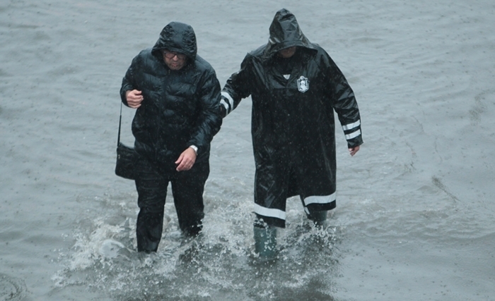 Édito: Tant de failles à combler