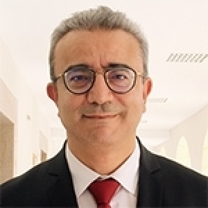 Qui est Hatem Mziou, le nouveau bâtonnier des avocats de Tunisie