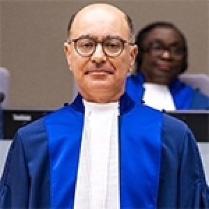 Haykel Ben Mahfoudh fait son entrée à la Cour pénale internationale