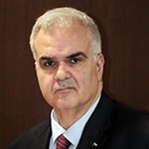 Les nouveaux ambassadeurs du Gabon, d’Afrique du Sud, de Palestine, de Côte d’Ivoire et d’Inde à Tunis présentent leurs lettres de créance au président Saïed (Album photos et Vidéo)