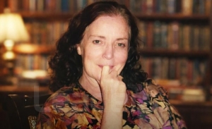 Souad Guellouz: Née pour être écrivaine, romancière et poétesse